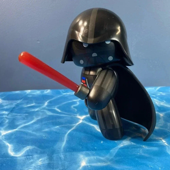 Star Wars - Mighty Muggs - Darth Vader - Ages 6+ - Picture 12 of 16